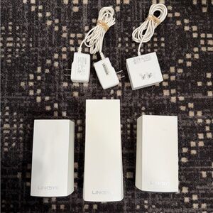 Linksys Velop WHW03 V2 and 2 Nodes VLP01 & Extender WHW01P Whole Home Wi-Fi Net